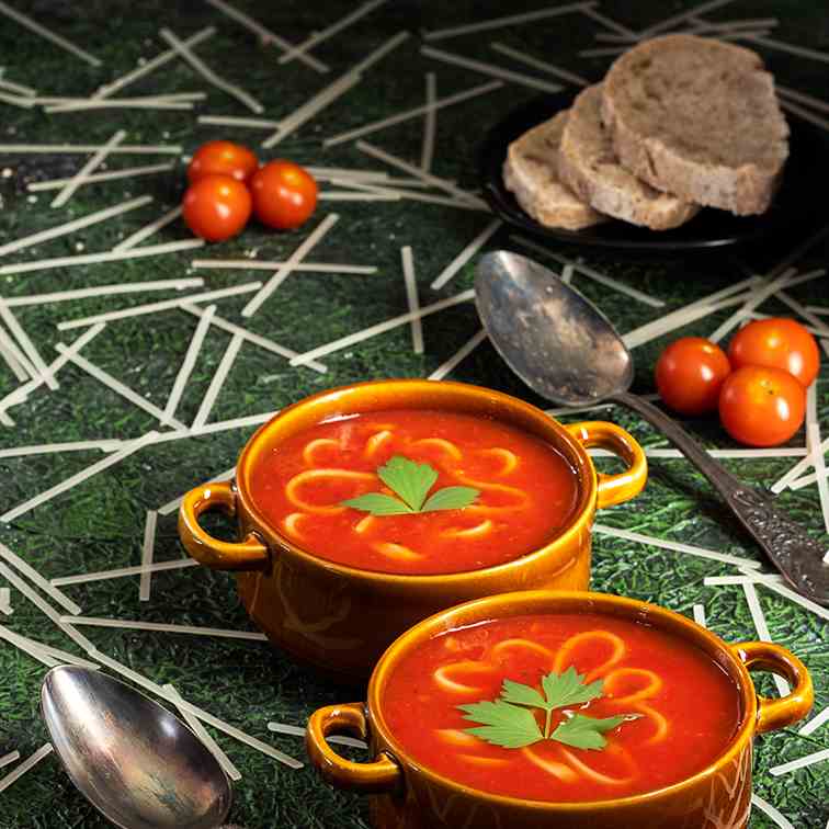 Tomato and pepper soup