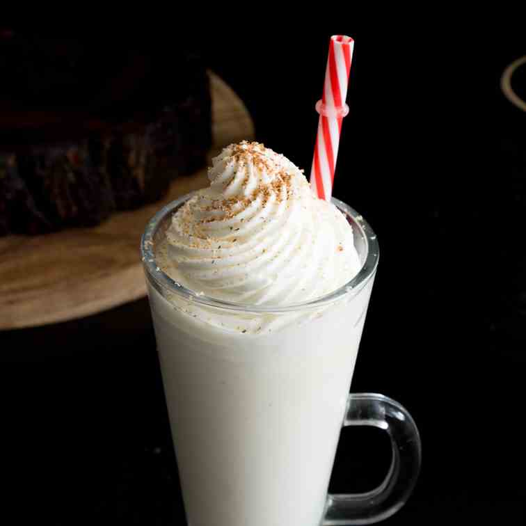 Homemade Eggless Eggnog Recipe