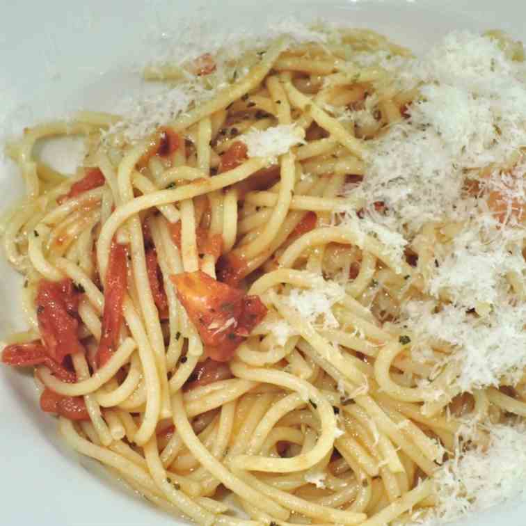 Spaghetti with Gorgonzola Piccante - Pista