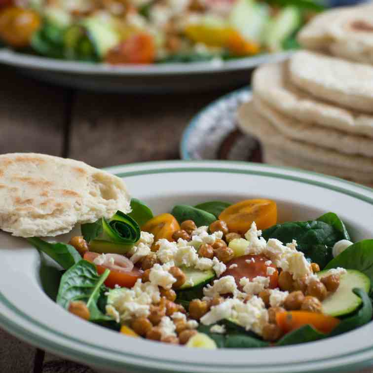 Spinach Salad with Crispy Chickpeas 