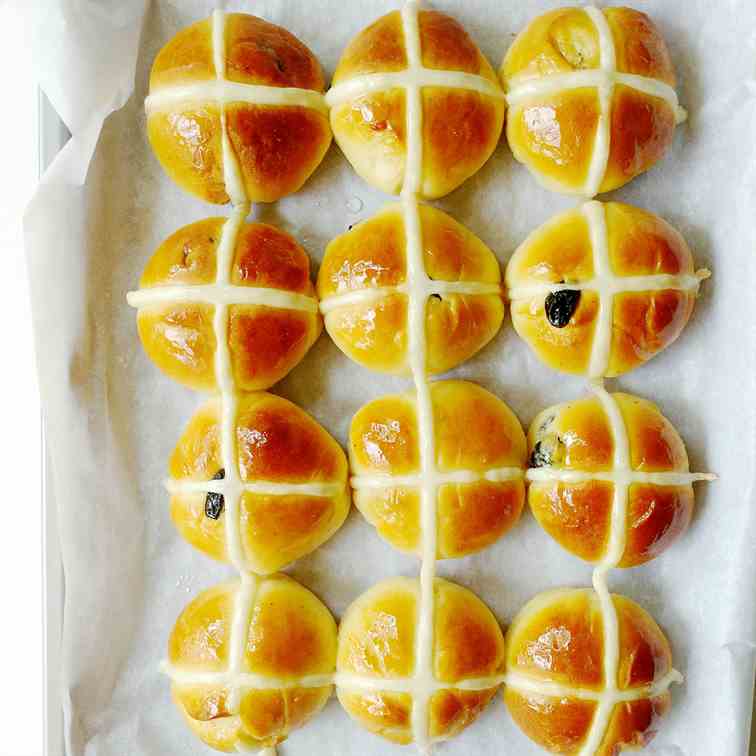 Hot cross buns