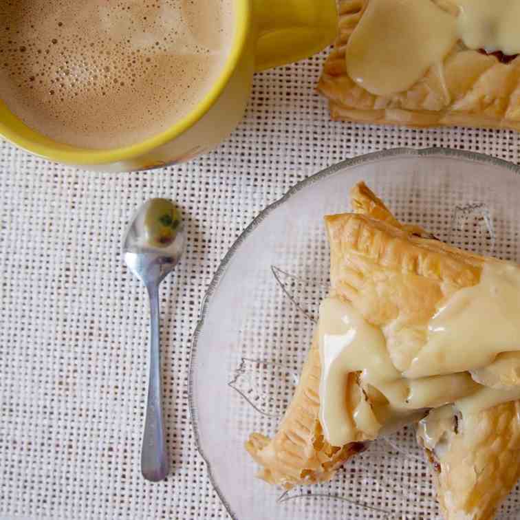 Strawberry and nutella pop tarts