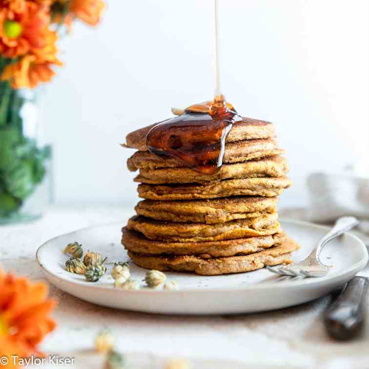 Whole Wheat Pumpkin Pancakes