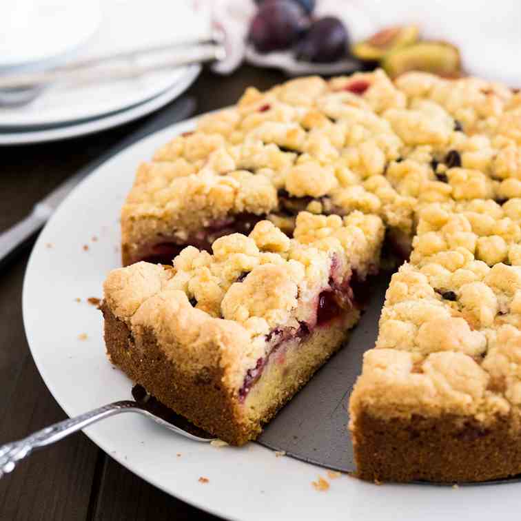 Plum Cake with Streusel