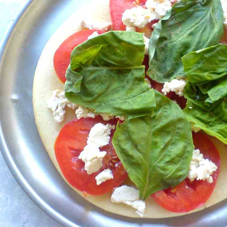 Vegan Pizza Margherita