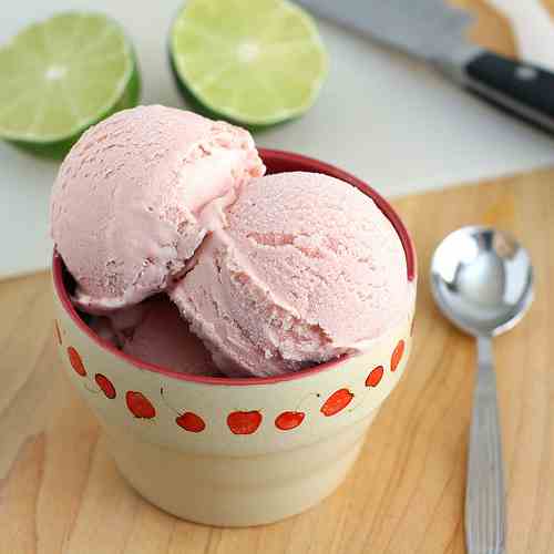 Strawberry Daiquiri Ice Cream