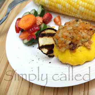 Grilled stuffed zucchinis