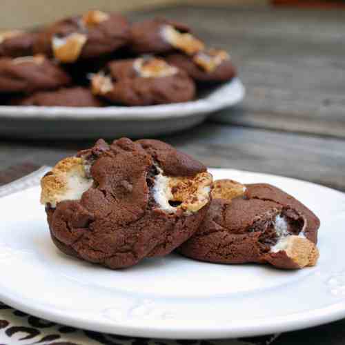 Double Chocolate Chunk Mashmallow Cookies