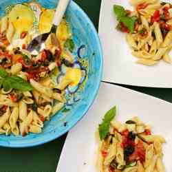 Grilled Pepper & Mozzarella Pasta Salad