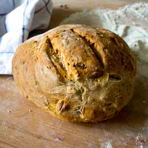 Dried tomatoes bread recipe