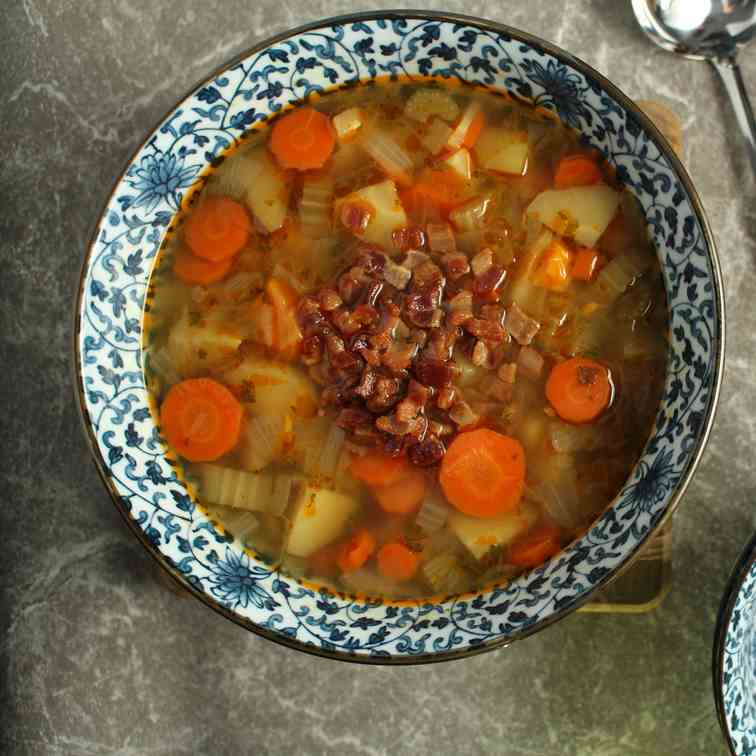 Hungarian Potato Vegetable Soup
