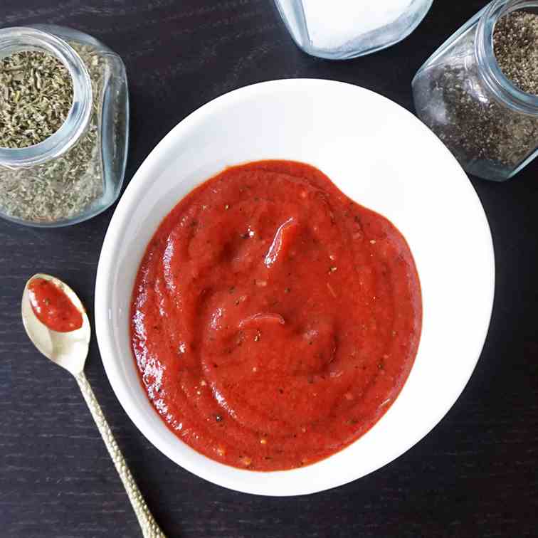 Easy homemade pizza sauce