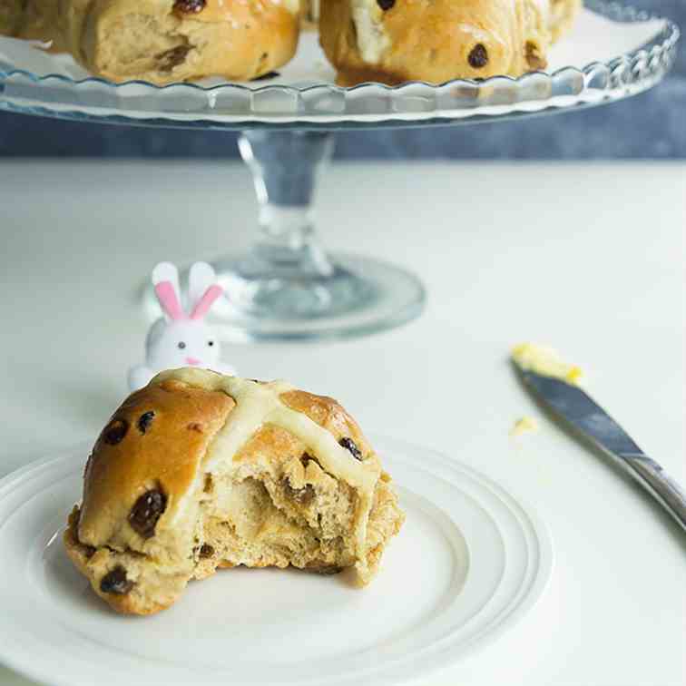 Homemade Hot Cross Buns