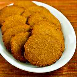 Low-Sugar Molasses Cookies
