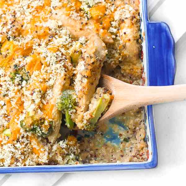 Creamy Chicken, Broccoli and Quinoa Casser