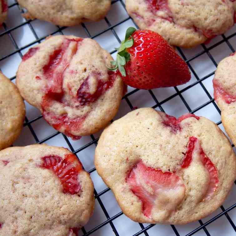 Strawberry cookies