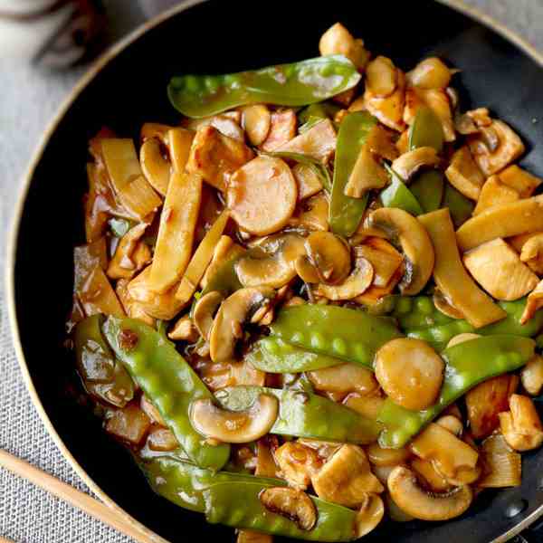 Moo Goo Gai Pan