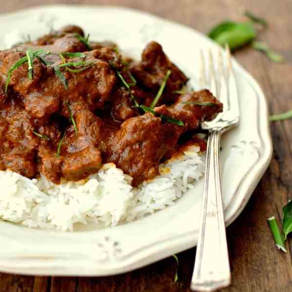 BEEF RENDANG