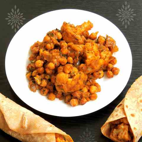 Cauliflower Chickpeas Wrap