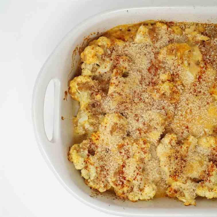 Cheesy Cauliflower and Farro Bake