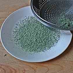 How to make rubbed sage in 5 minutes
