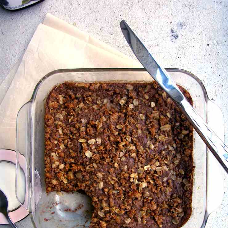 Vegan raspberry walnut coffeecake