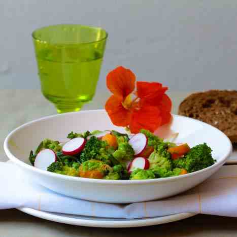 Brocoli and salicornia stew