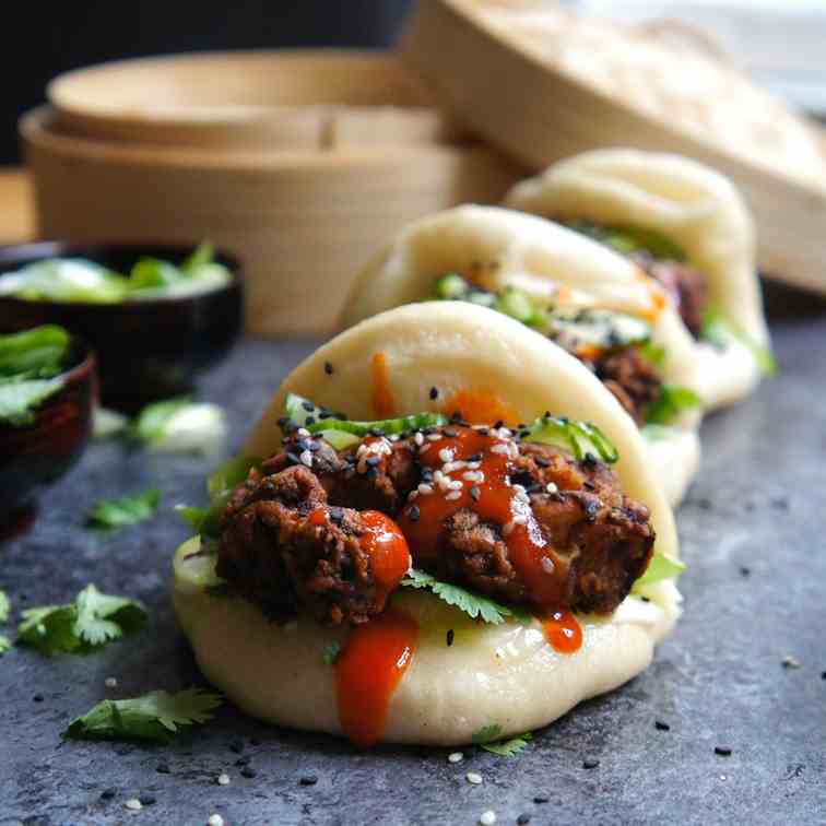 Gua Bao with Spicy Fried Chicken