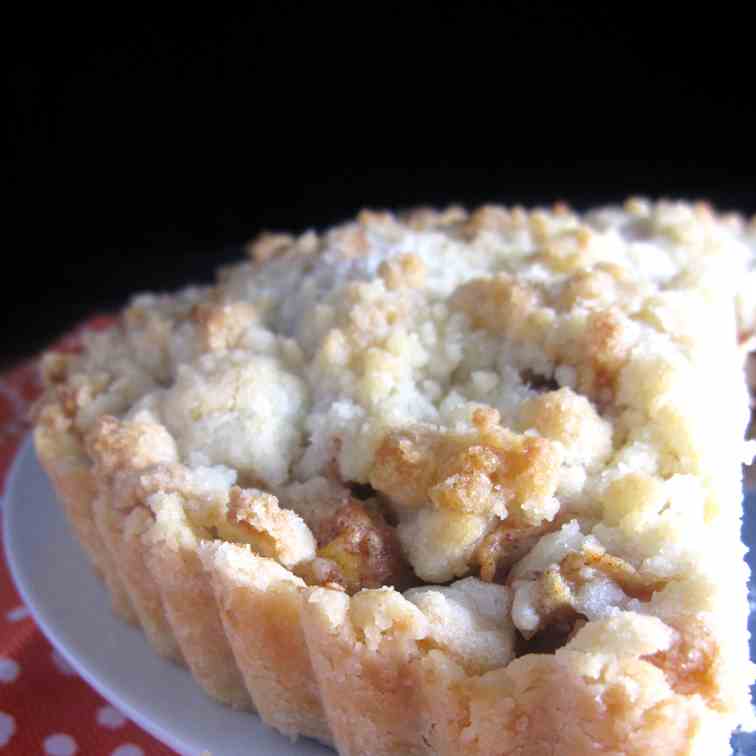 Butter Crumble Apple Pie