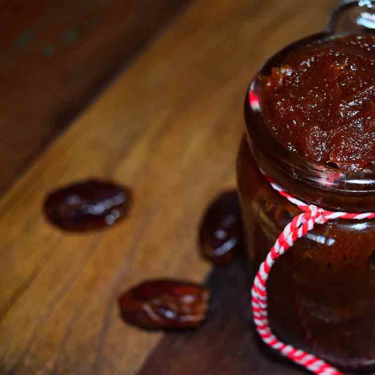 Caramel Date Sauce