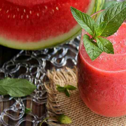Strawberry, watermelon & mint Smoothie