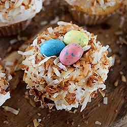 Bird's Nest Cupcakes