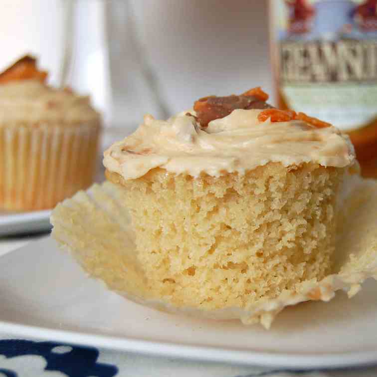 Butterfinger Cupcakes