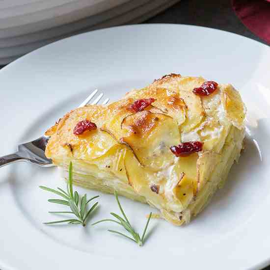 Cranberry Spice Scalloped Potatoes