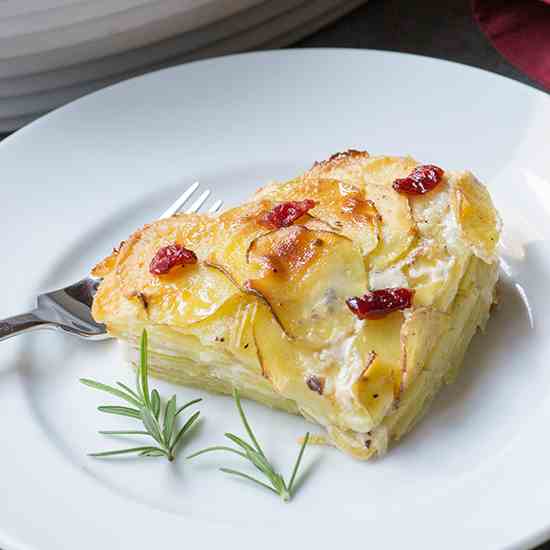 Cranberry Spice Scalloped Potatoes 