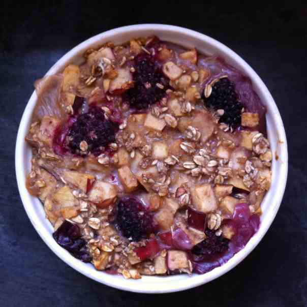 Blackberry & Apple Baked Porridge