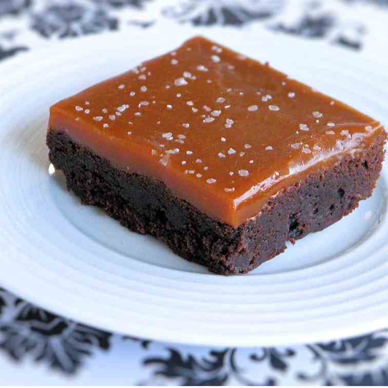 Salted Caramel Nutella Brownies