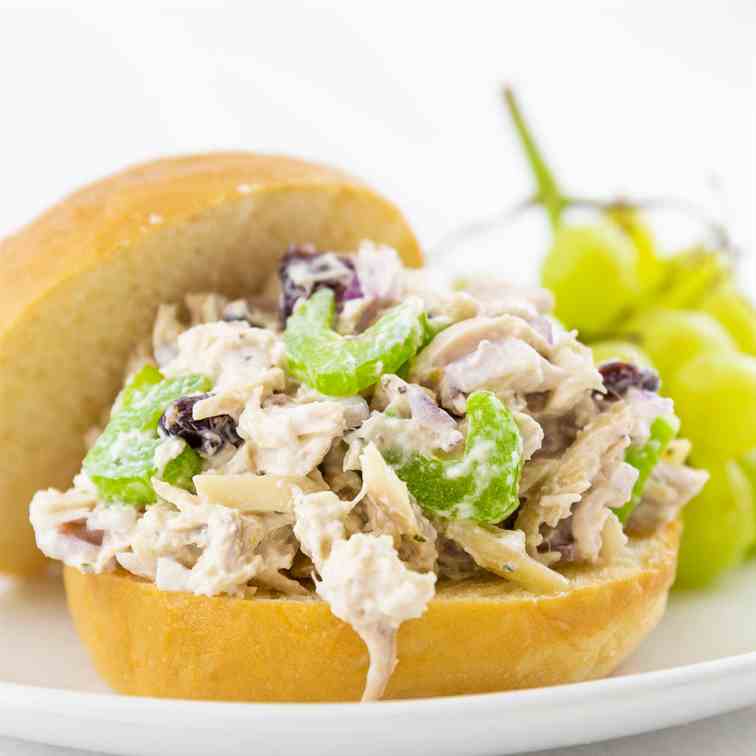 Greek yogurt chicken salad