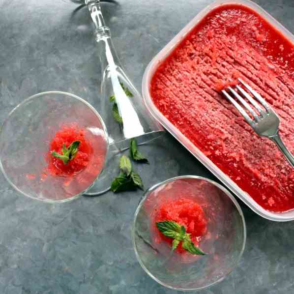 Strawberry Granita with Aperol