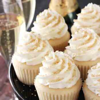 Best Easy Champagne Cupcakes