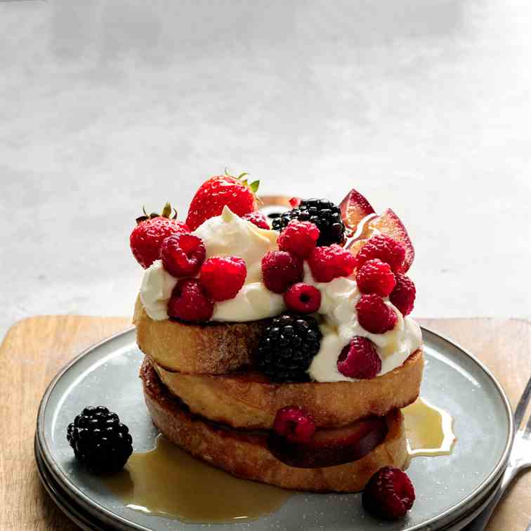 Homemade French Toast with Berries 