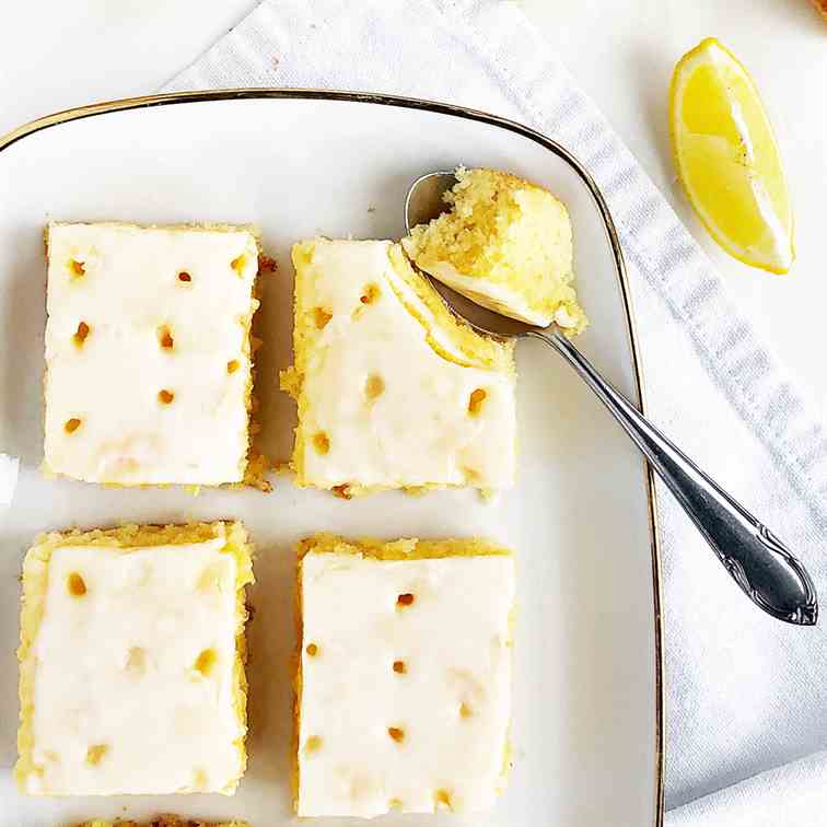 Lemon Drizzle Tray Bake