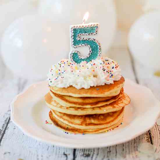 Birthday Cake Mix Pancakes