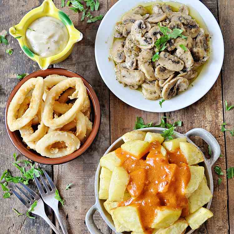 How to Make a Spanish Tapas Platter