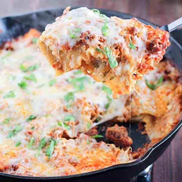 Skillet Lasagna with Ragu Homestyle