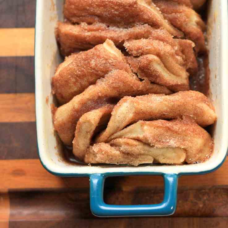 Easy Cinnamon Sugar Pull-Apart Bread