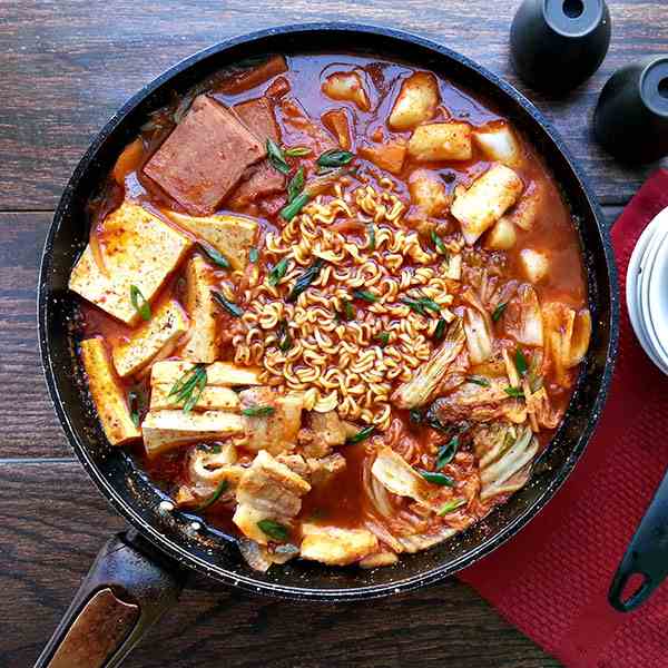 Budae jjigae