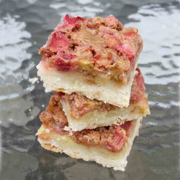 Rhubarb Cake