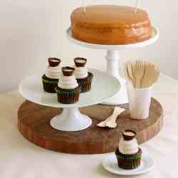 Caramel Cake & Irish Cream Cupcakes