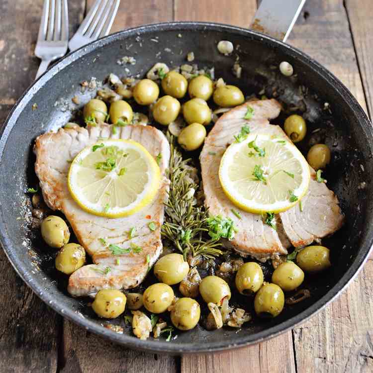 Pan-Seared Tuna Steaks with Spanish Olives